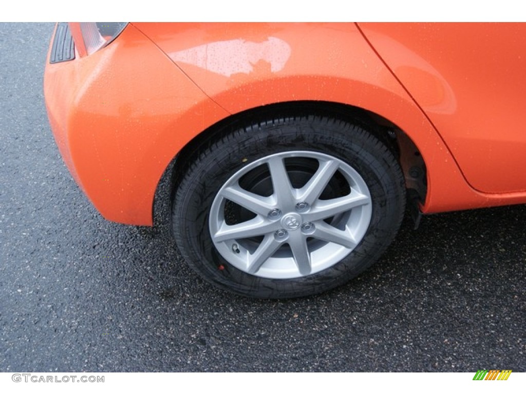 2013 Prius c Hybrid Four - Habanero / Black photo #9