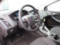 Ingot Silver - Focus SE Hatchback Photo No. 24