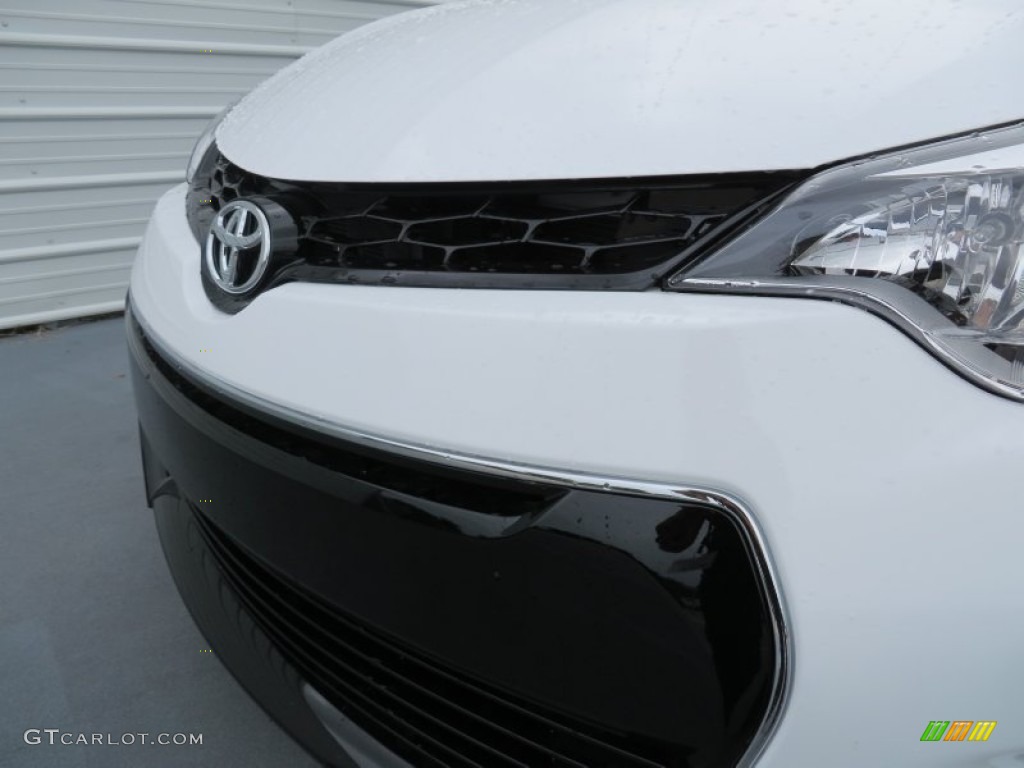 2014 Corolla S - Super White / Black photo #11