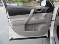 2013 Blizzard White Pearl Toyota Highlander SE  photo #24