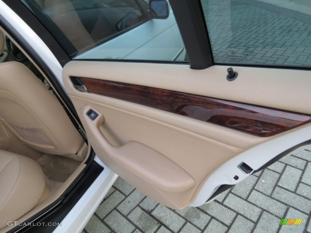 2005 BMW 3 Series 325i Sedan Sand Door Panel Photo #87415342