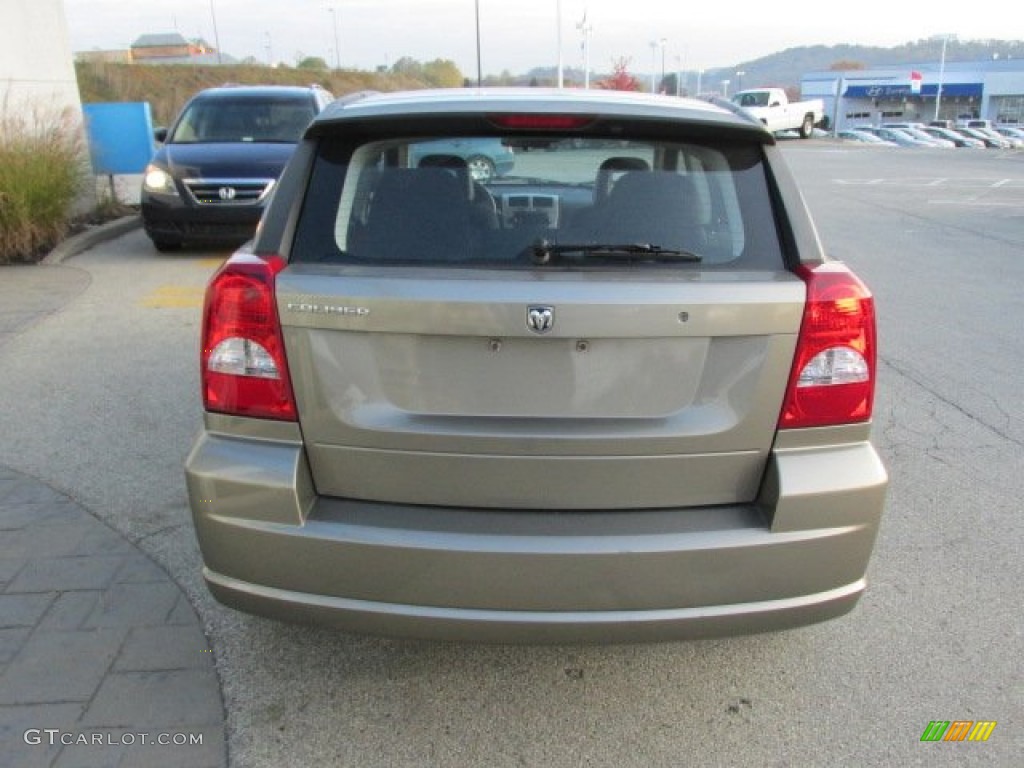2008 Caliber SE - Light Khaki Metallic / Dark Slate Gray photo #7