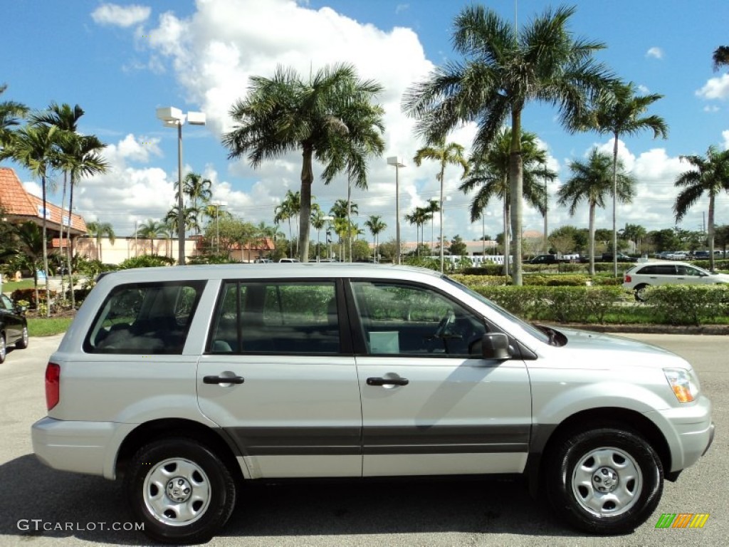 Starlight Silver Metallic 2004 Honda Pilot LX 4WD Exterior Photo #87419395