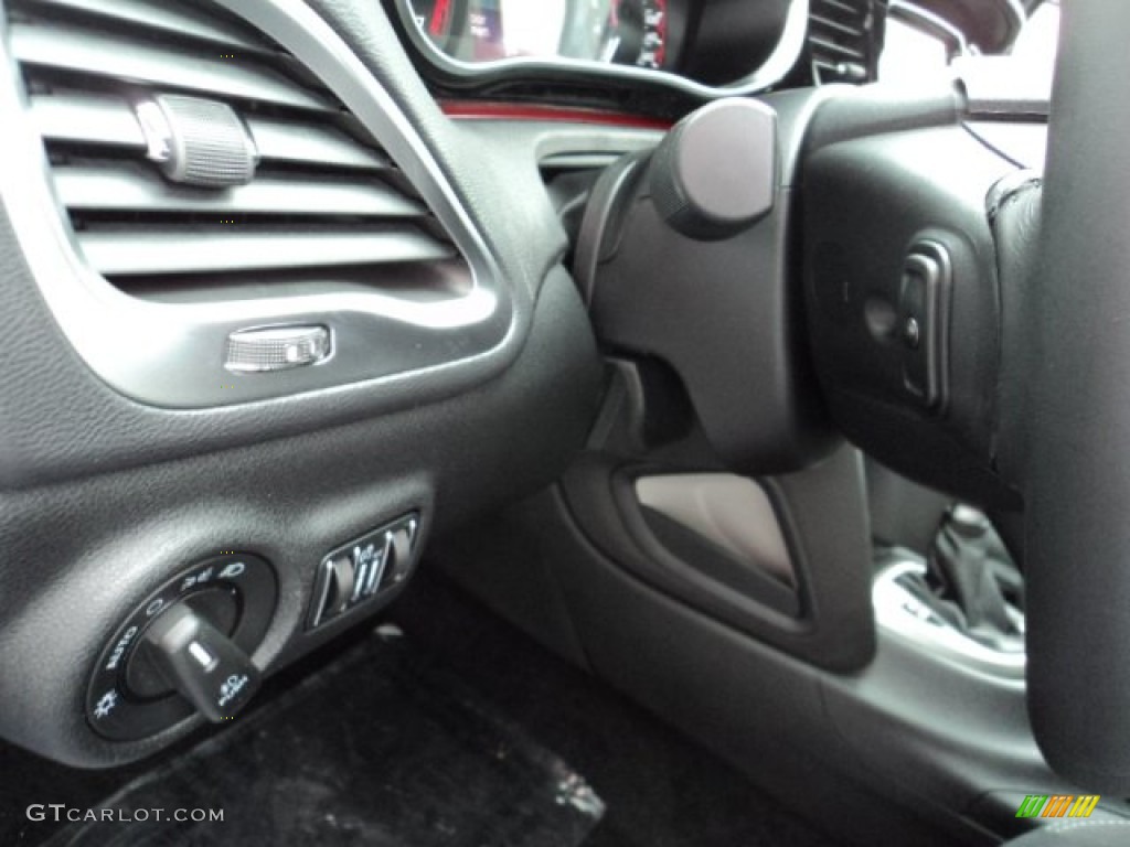 2014 Dodge Dart SXT Controls Photos