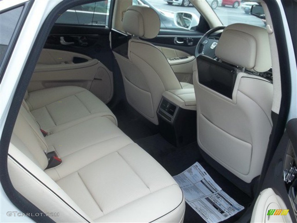 2014 Hyundai Equus Ultimate Rear Seat Photo #87424457