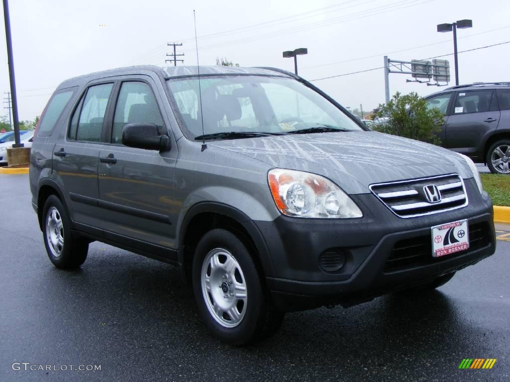 2005 CR-V LX 4WD - Pewter Pearl / Black photo #2