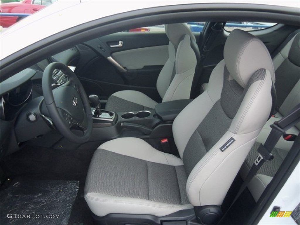 2013 Genesis Coupe 2.0T Premium - Monaco White / Gray Leather/Gray Cloth photo #4