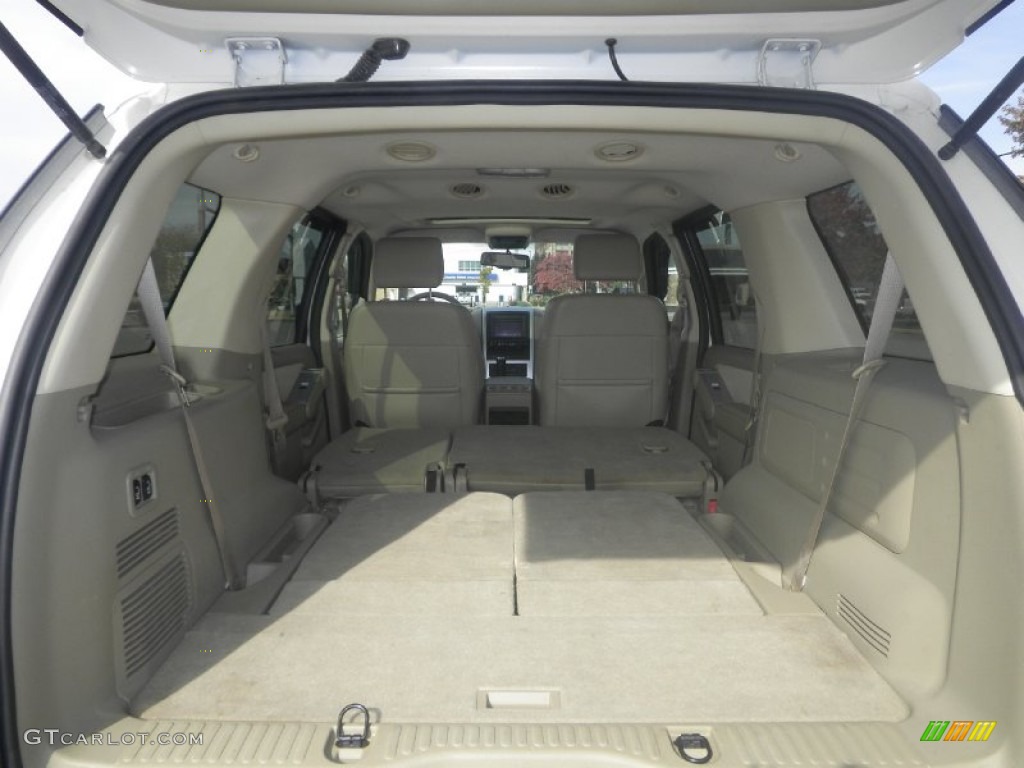 2007 Mountaineer Premier AWD - White Chocolate Tri Coat / Camel photo #12