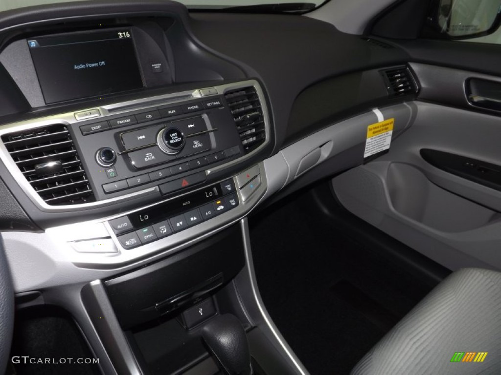 2014 Accord LX Sedan - Modern Steel Metallic / Gray photo #13