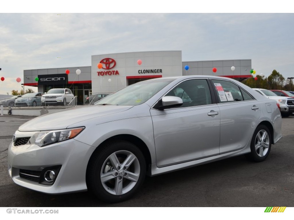 2014 Camry SE - Classic Silver Metallic / Black/Ash photo #1
