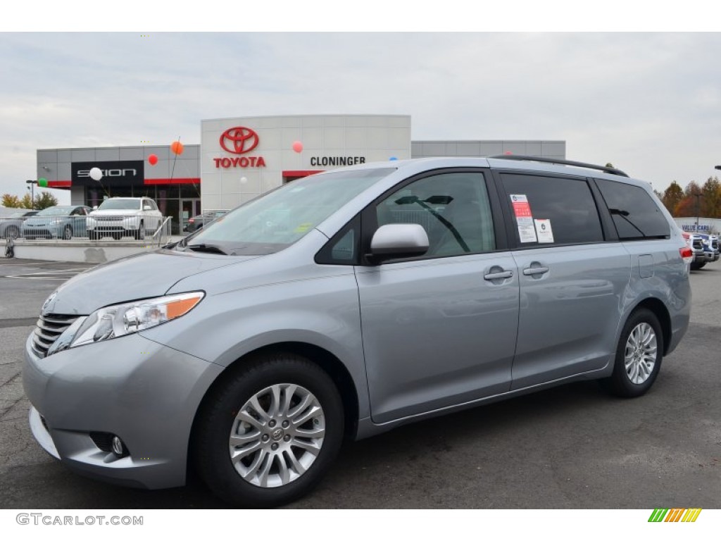 2014 Sienna XLE - Silver Sky Metallic / Light Gray photo #1