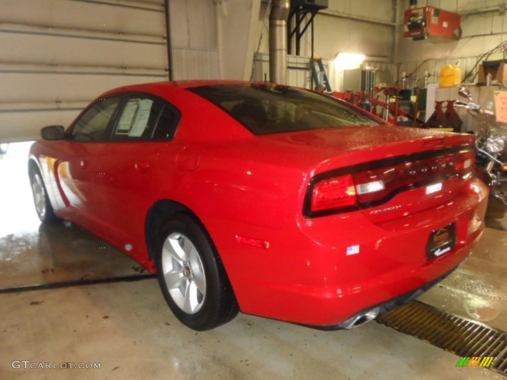 2013 Charger SE - Redline 3 Coat Pearl / Black photo #3