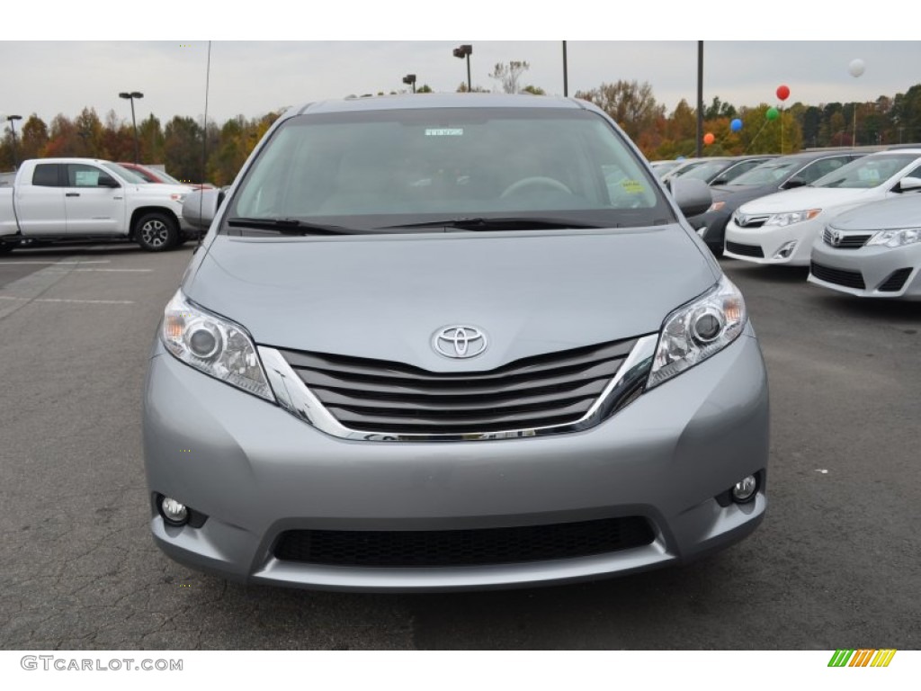 2014 Sienna XLE - Silver Sky Metallic / Light Gray photo #7
