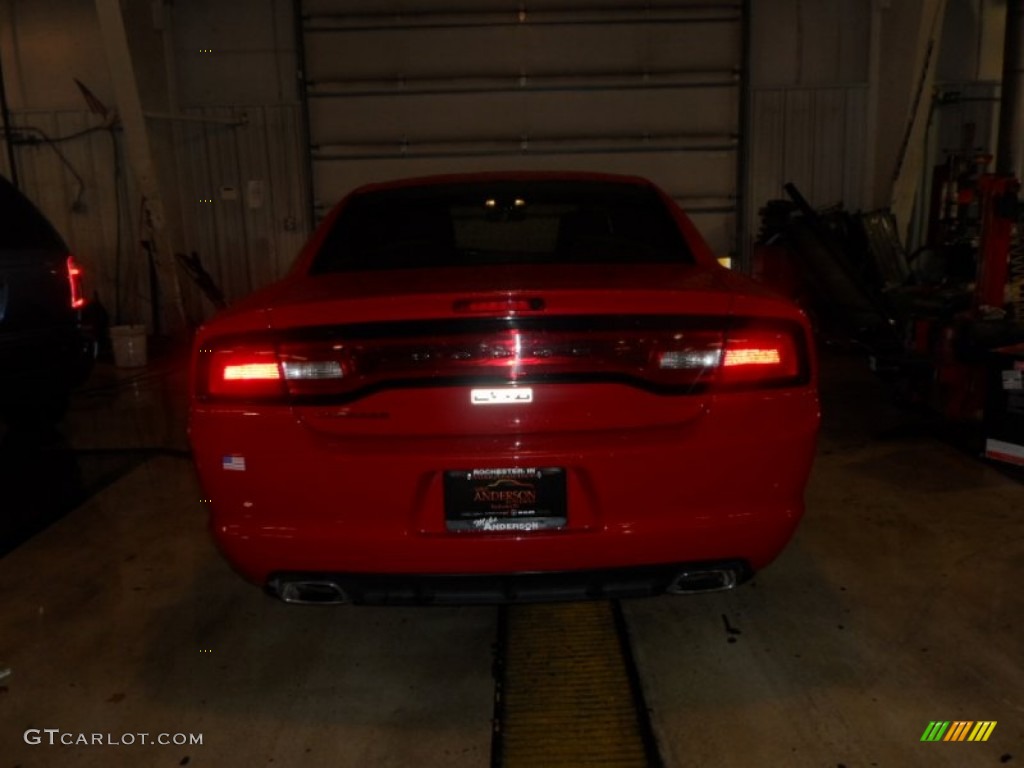 2013 Charger SE - Redline 3 Coat Pearl / Black photo #13