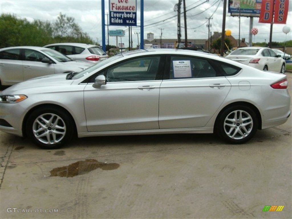 2013 Fusion SE - Ingot Silver Metallic / Charcoal Black photo #3