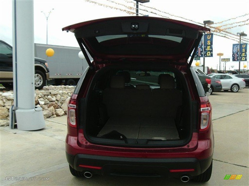 2013 Explorer XLT - Ruby Red Metallic / Medium Light Stone photo #10