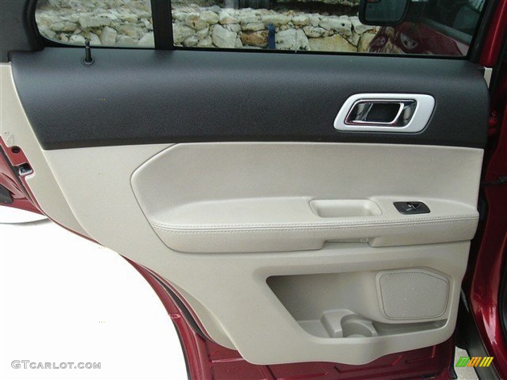 2013 Explorer XLT - Ruby Red Metallic / Medium Light Stone photo #14