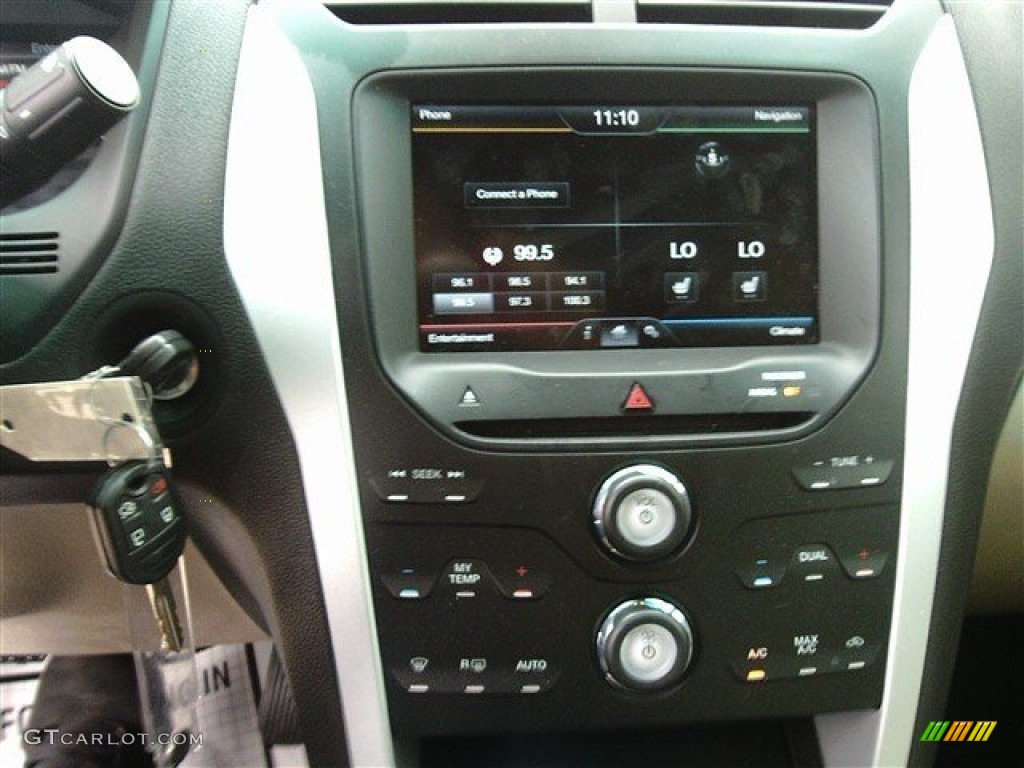 2013 Explorer XLT - Ruby Red Metallic / Medium Light Stone photo #20