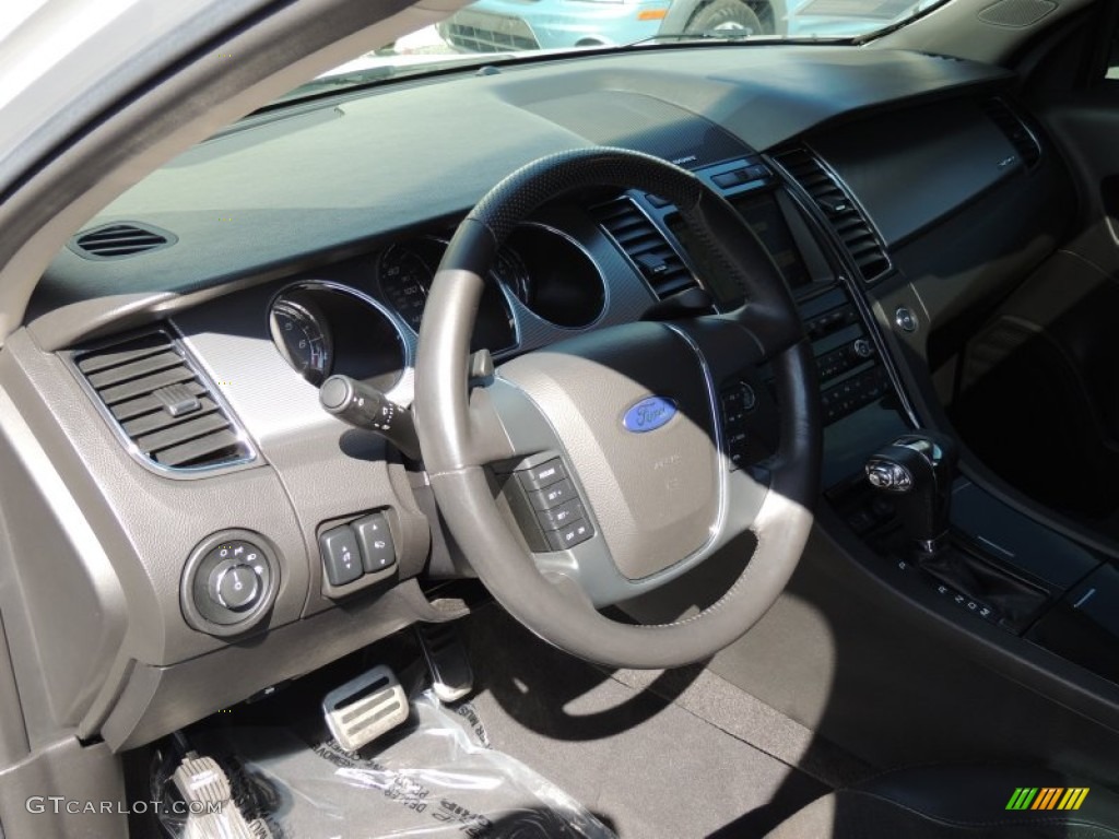 2010 Taurus SHO AWD - White Platinum Metallic Tri-Coat / Charcoal Black photo #3