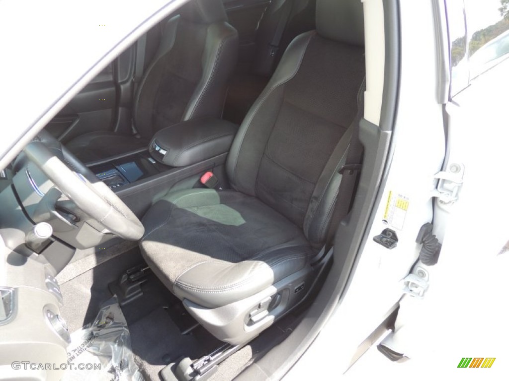 2010 Taurus SHO AWD - White Platinum Metallic Tri-Coat / Charcoal Black photo #4