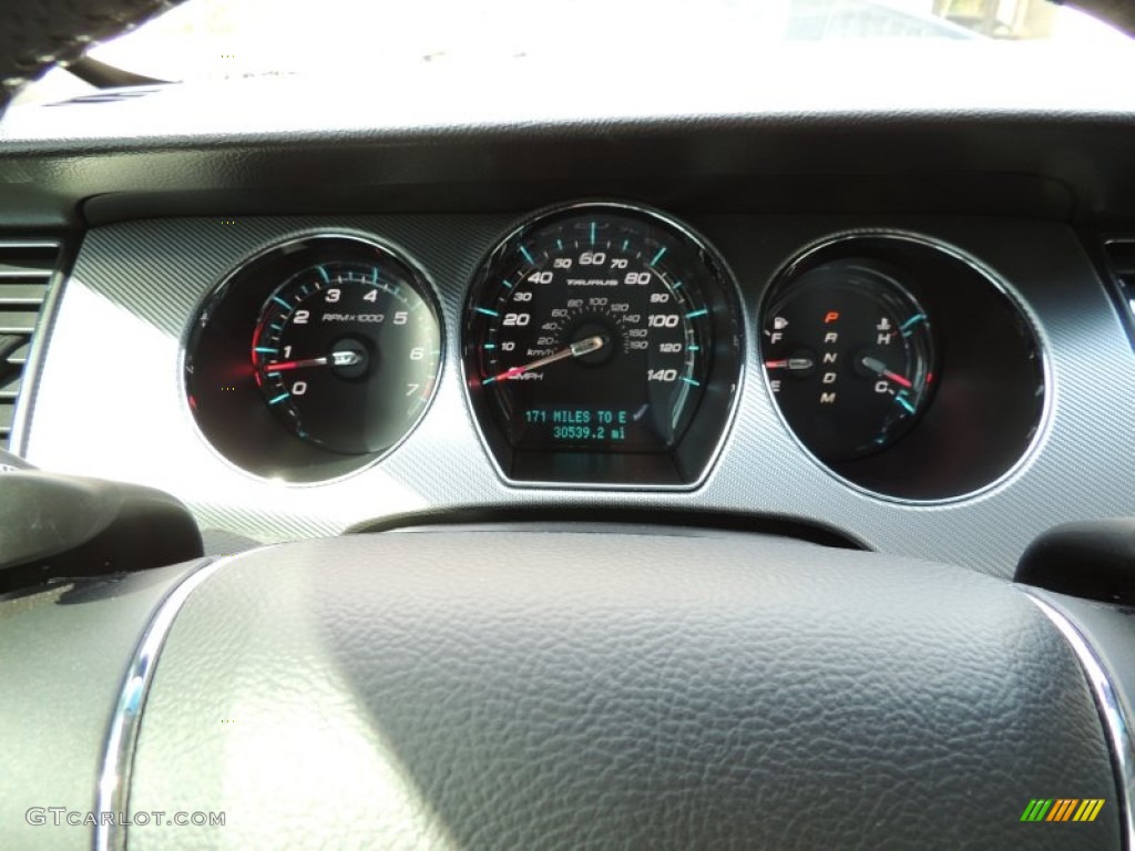 2010 Taurus SHO AWD - White Platinum Metallic Tri-Coat / Charcoal Black photo #23