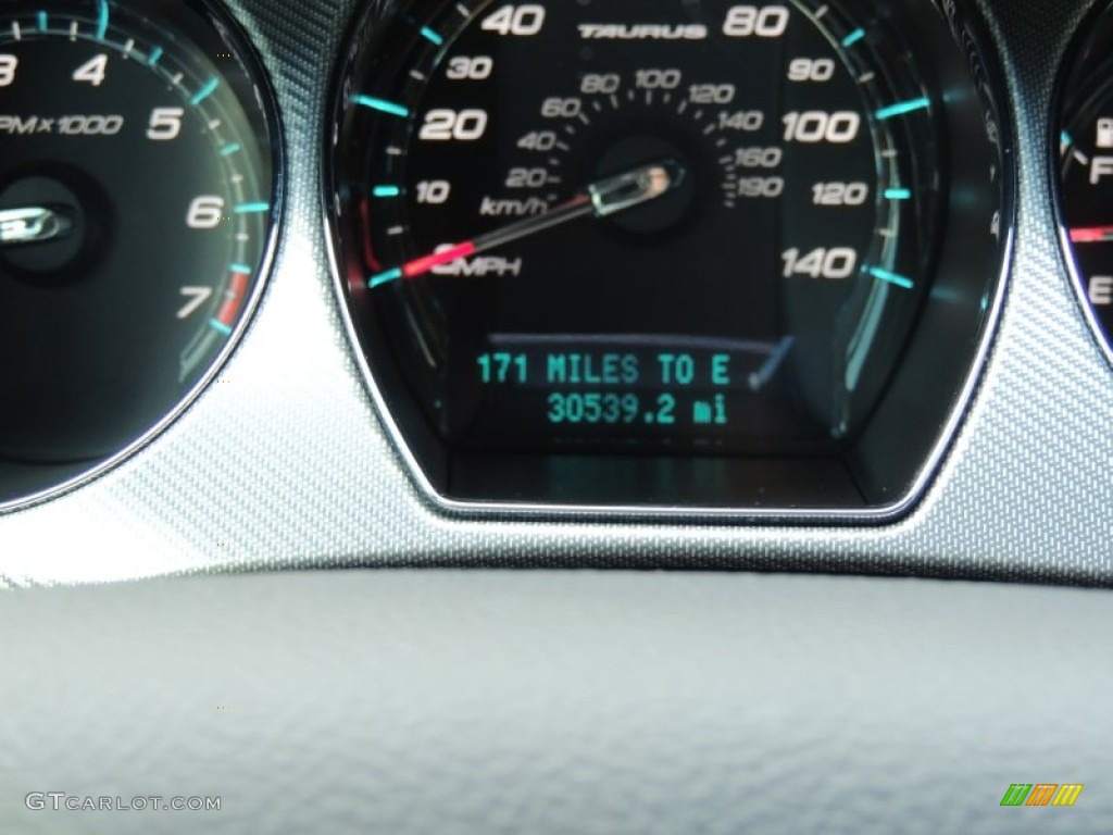 2010 Taurus SHO AWD - White Platinum Metallic Tri-Coat / Charcoal Black photo #24