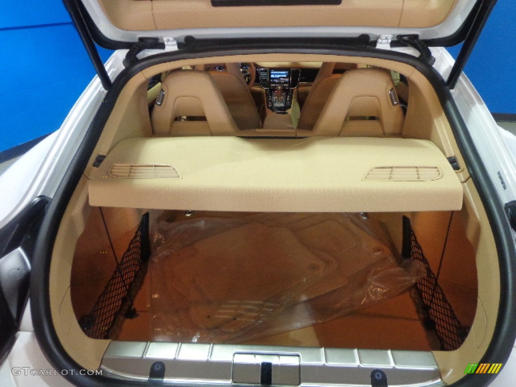 2013 Porsche Panamera S Trunk Photo #87439733