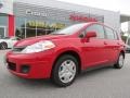 Red Alert - Versa 1.8 S Hatchback Photo No. 1
