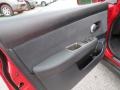 Red Alert - Versa 1.8 S Hatchback Photo No. 10