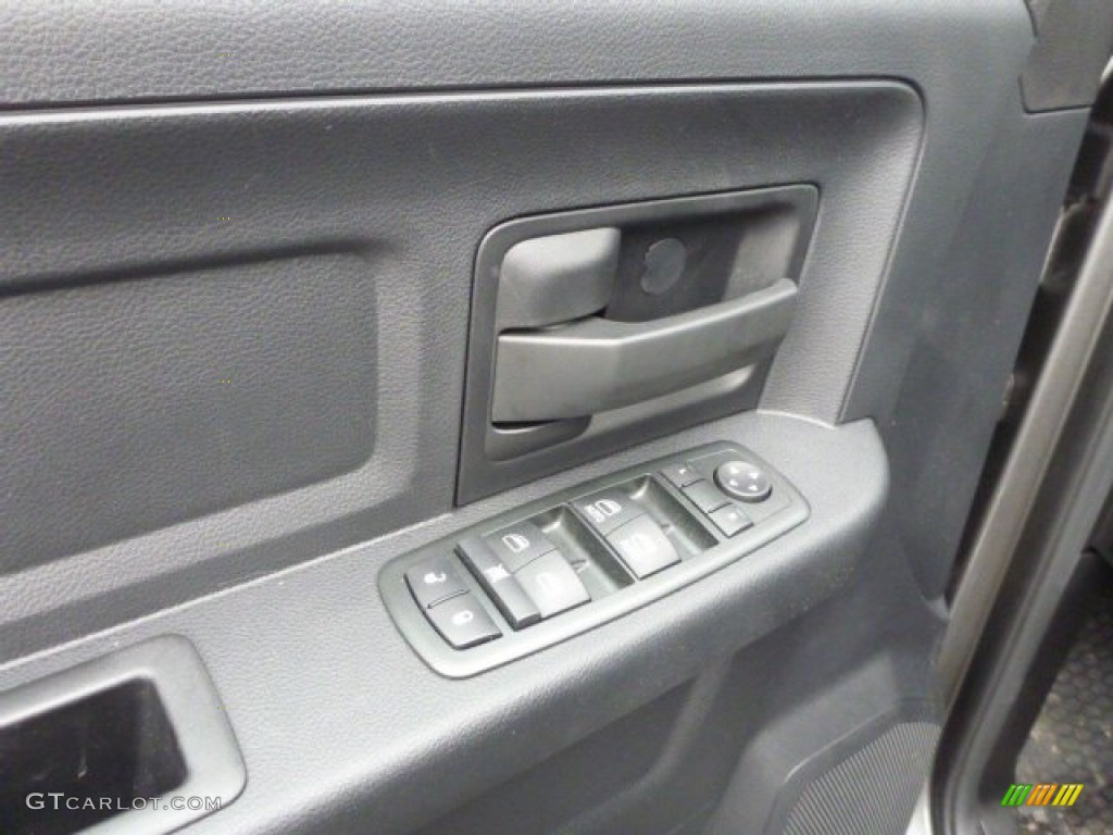 2013 3500 SLT Crew Cab 4x4 - Mineral Gray Metallic / Black/Diesel Gray photo #16