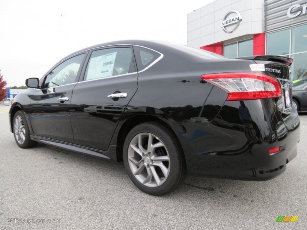 2013 Sentra SR - Super Black / Charcoal photo #3