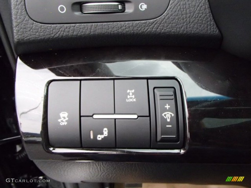 2014 Kia Sorento SX V6 AWD Controls Photos