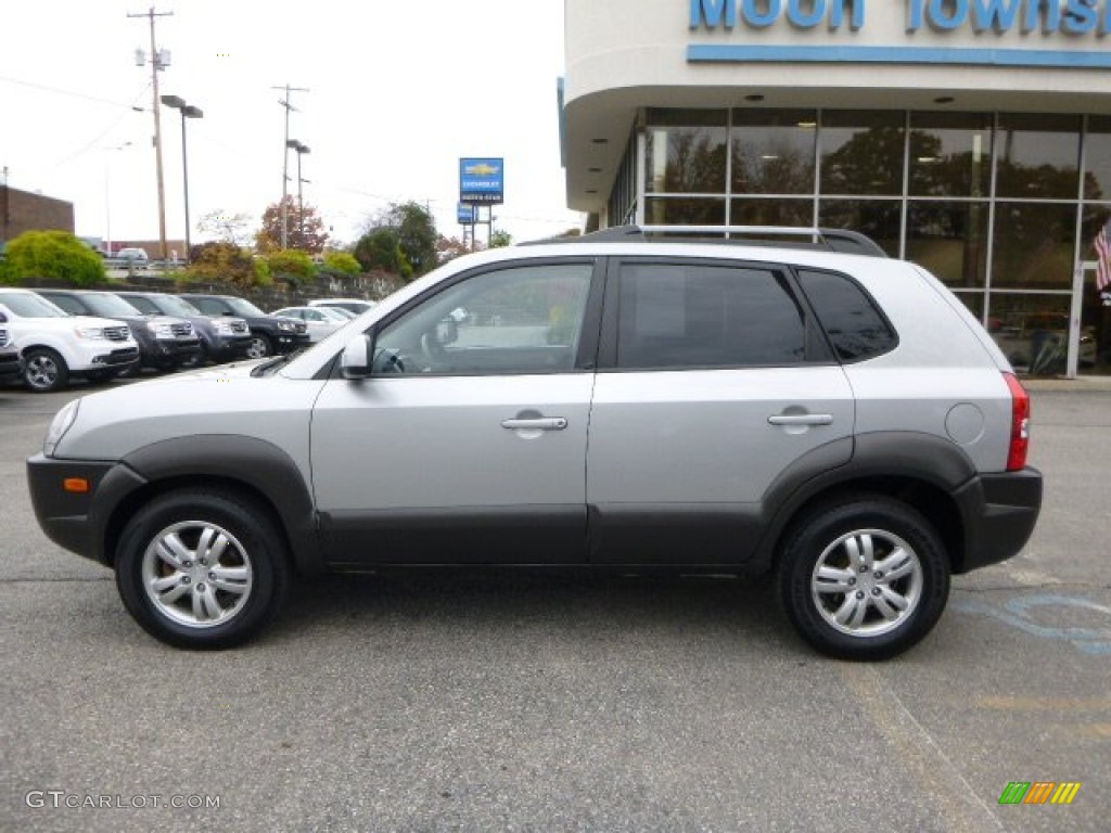 2007 Tucson SE 4WD - Platinum Metallic / Gray photo #2