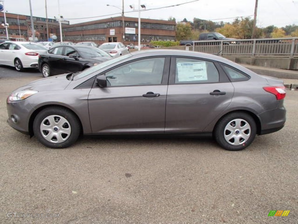 2014 Focus S Sedan - Sterling Gray / Charcoal Black photo #5