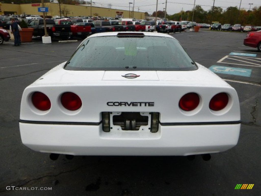 1989 Corvette Coupe - White / Red photo #4