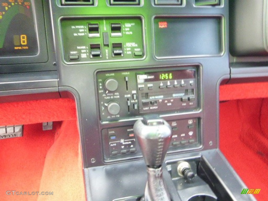 1989 Chevrolet Corvette Coupe Controls Photos