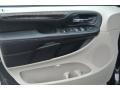 Dark Charcoal Pearl - Grand Caravan SXT Photo No. 10