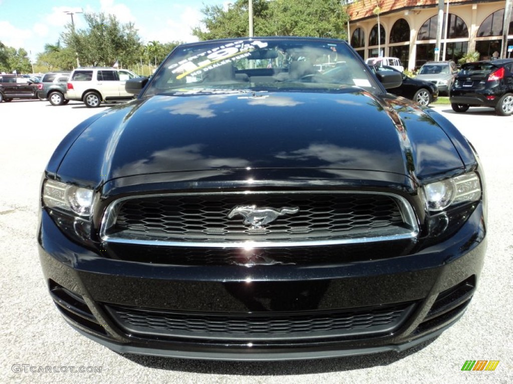 2013 Mustang V6 Convertible - Black / Charcoal Black photo #16