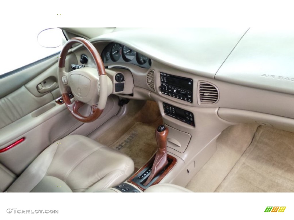 2003 Regal LS - White / Taupe photo #23