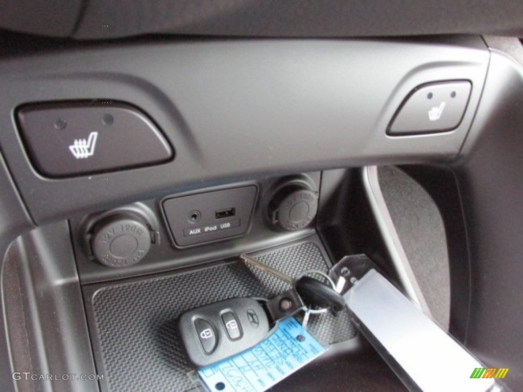 2014 Tucson SE - Kona Bronze / Beige photo #12