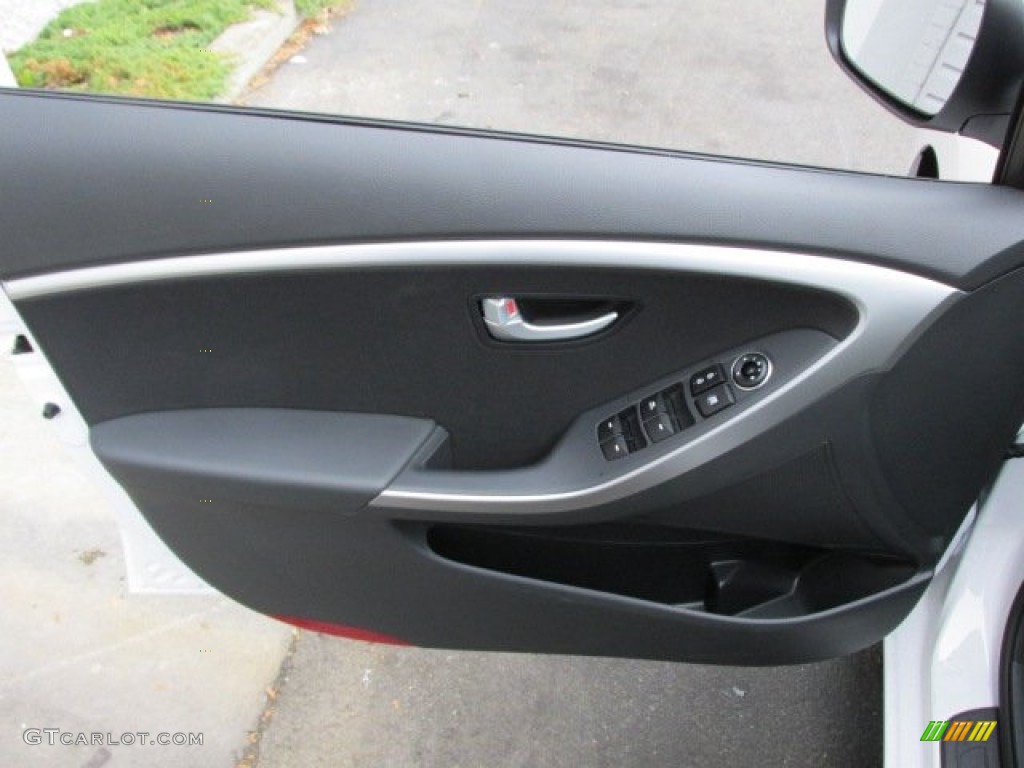2013 Elantra GT - Monaco White / Black photo #7