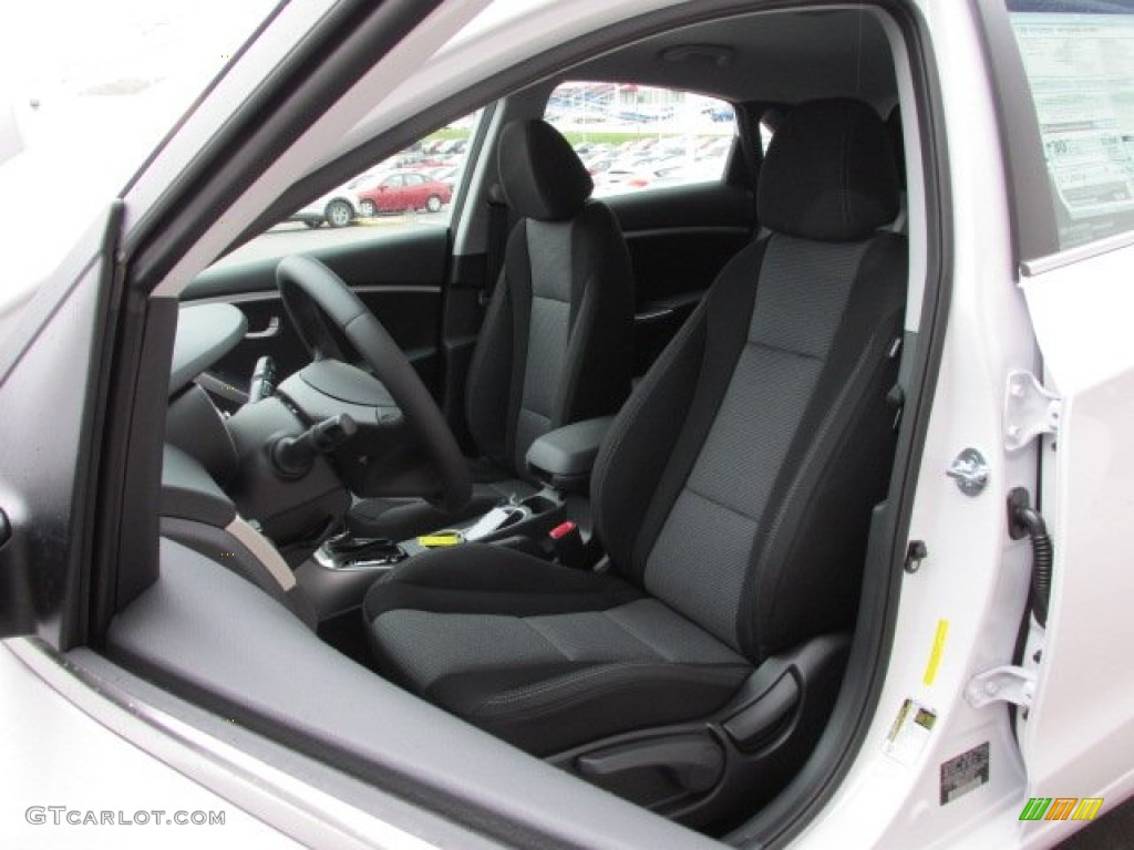 2013 Elantra GT - Monaco White / Black photo #9