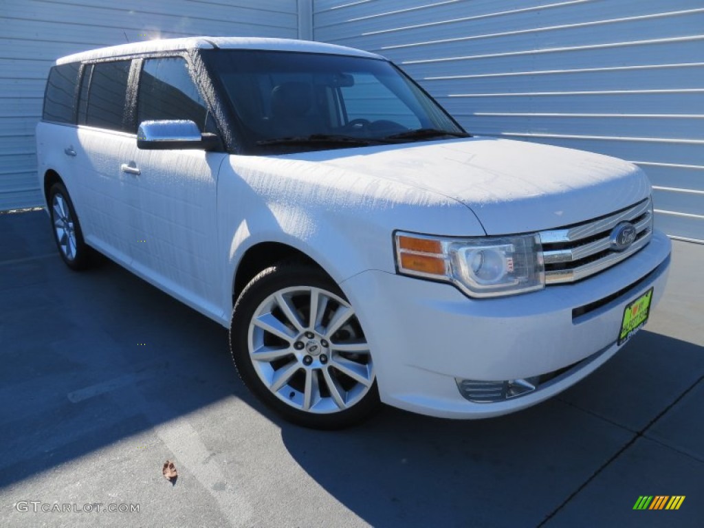 White Platinum Tri-Coat Metallic Ford Flex