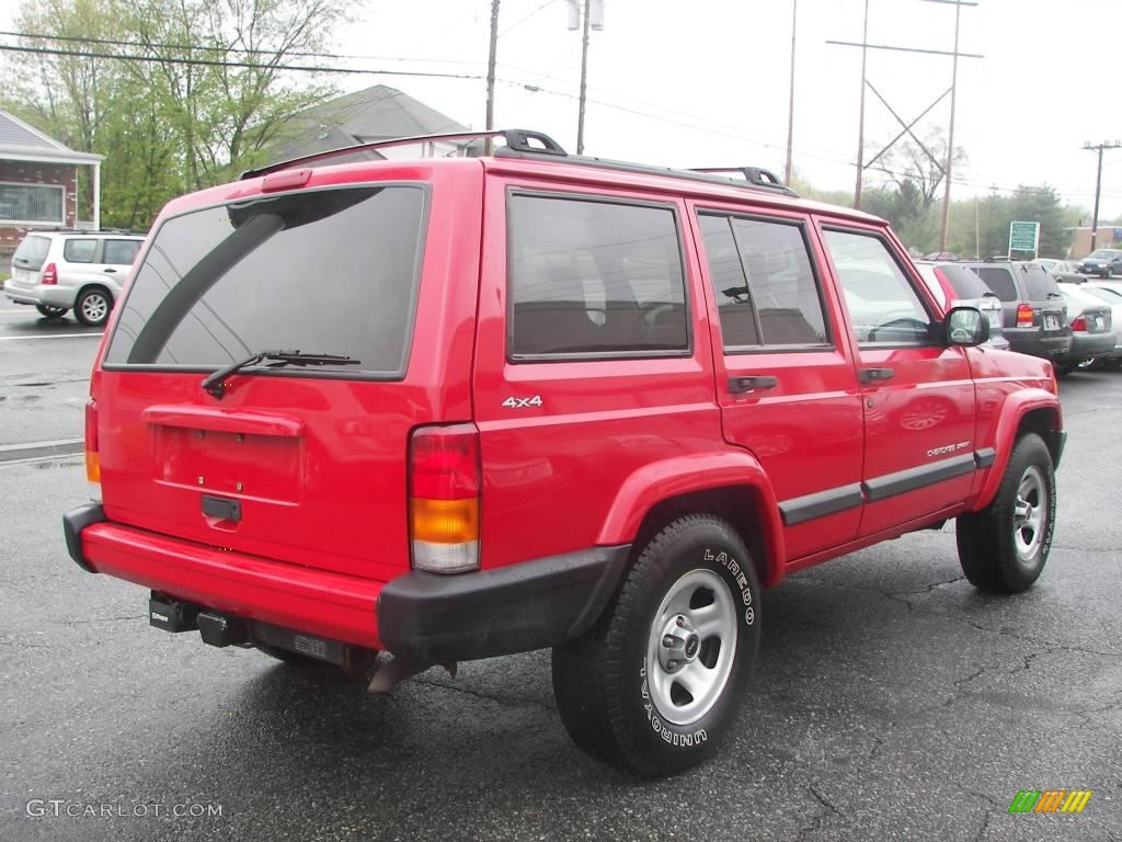 2000 Cherokee Sport 4x4 - Flame Red / Agate Black photo #3