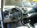 Super White - RAV4 I4 4WD Photo No. 14
