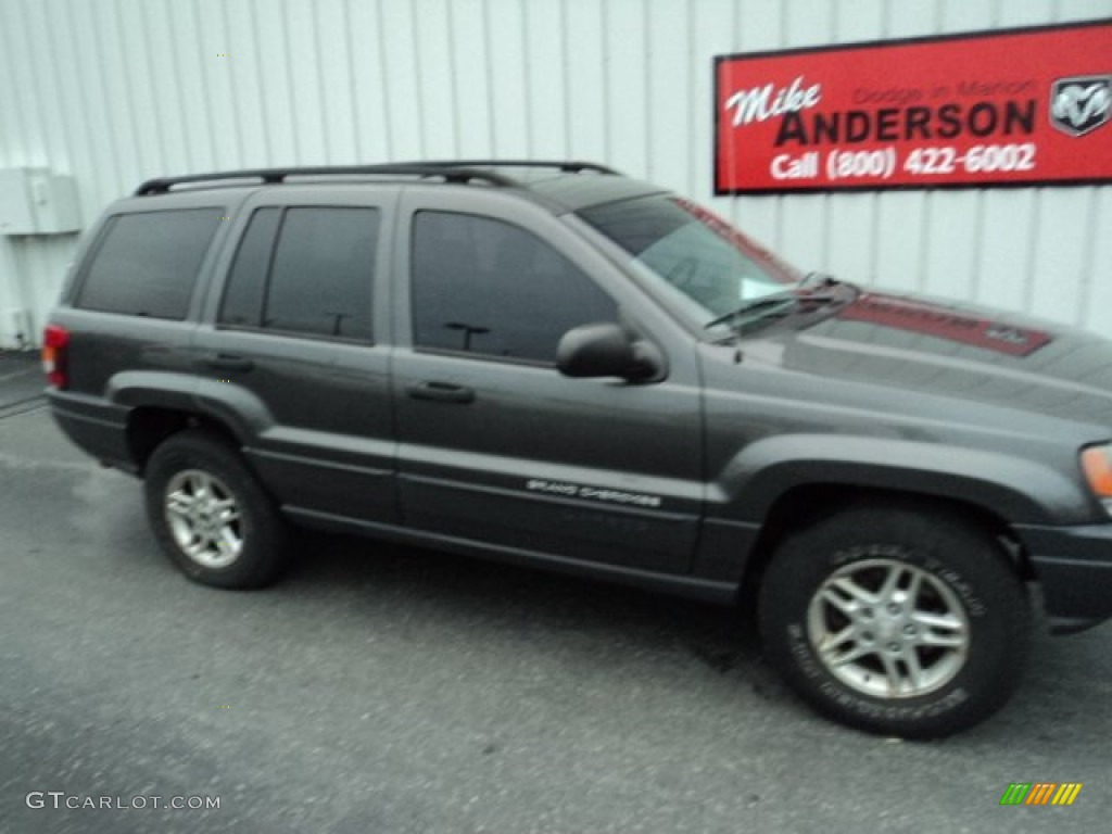 2003 Grand Cherokee Laredo 4x4 - Graphite Metallic / Dark Slate Gray photo #2