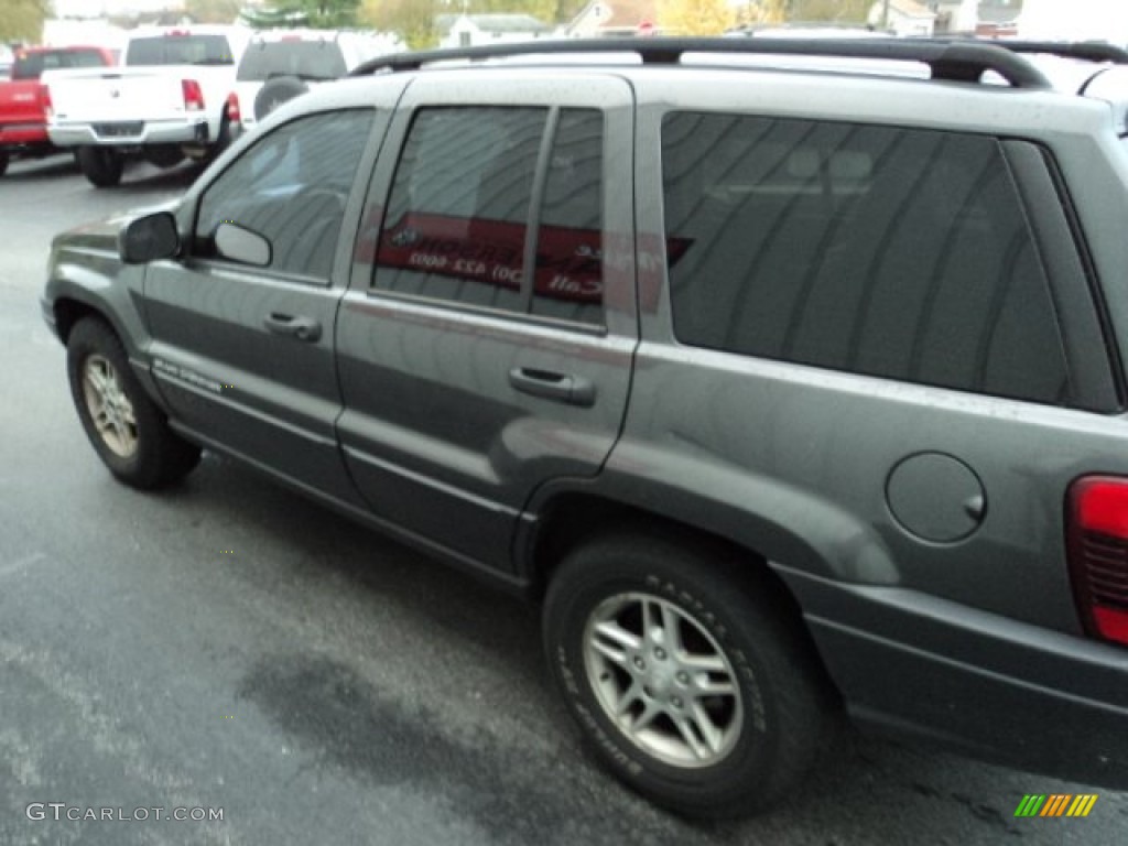 2003 Grand Cherokee Laredo 4x4 - Graphite Metallic / Dark Slate Gray photo #4