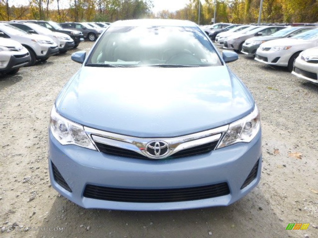 2014 Camry LE - Clearwater Blue Metallic / Ivory photo #8
