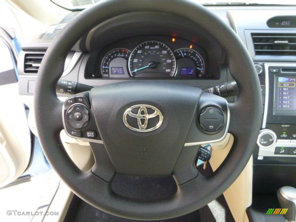 2014 Camry LE - Clearwater Blue Metallic / Ivory photo #17