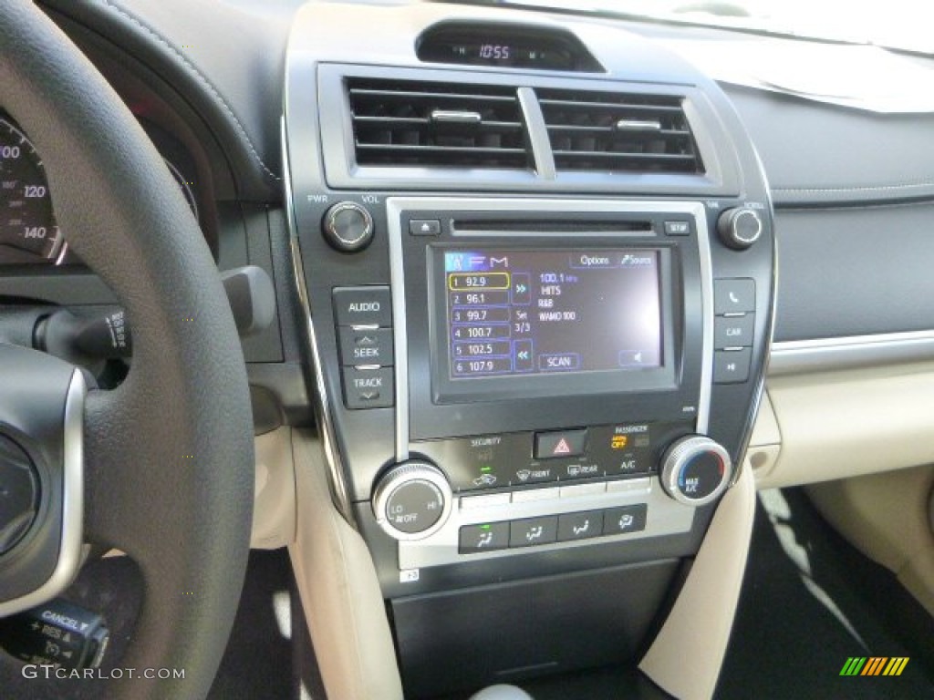2014 Camry LE - Clearwater Blue Metallic / Ivory photo #18